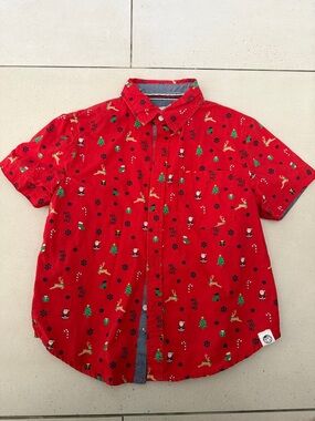 Free Planet Red Holiday Print Short-Sleeve Button-Up